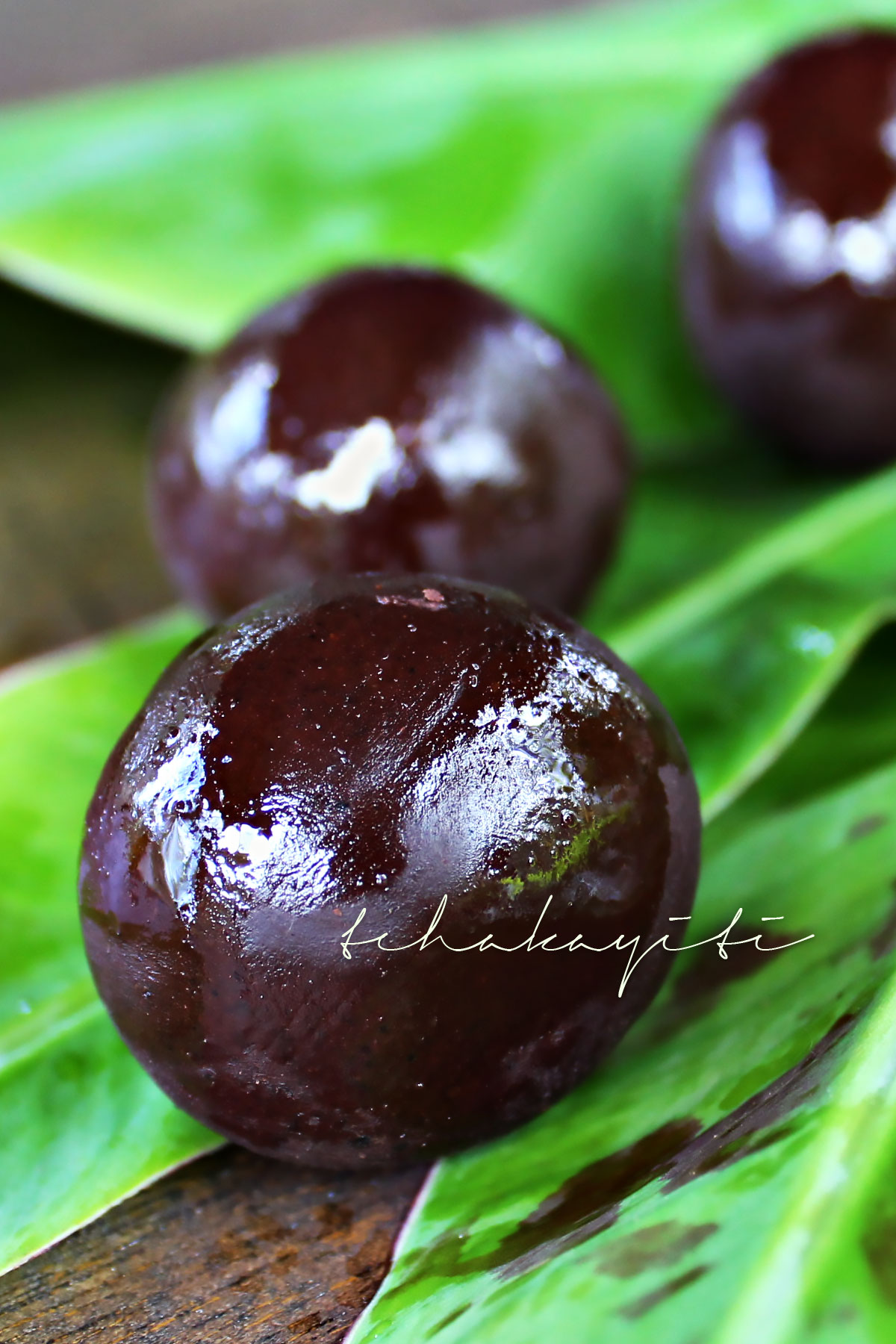 These chocolate balls are made from scratch in Haiti. Read the blog to learn how cocoa is turned into chocolate the artisan way. | tchakayiti.com