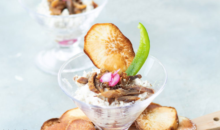Our Haitian aransò salted smoked herring mousse makes the perfect spread for your favorite crackers or chips. | tchakayiti.com