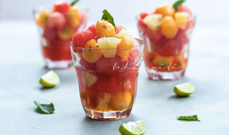 This summer fruit salad is so refreshing. Packed with flavors of watermelon, cantaloupe and pineapple, it is the perfect cool treat. | tchakayiti.com