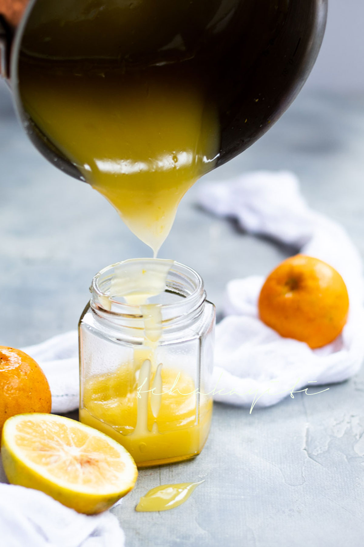 You will love the sweetness and tartness of this sour orange curd. | tchakayiti.com