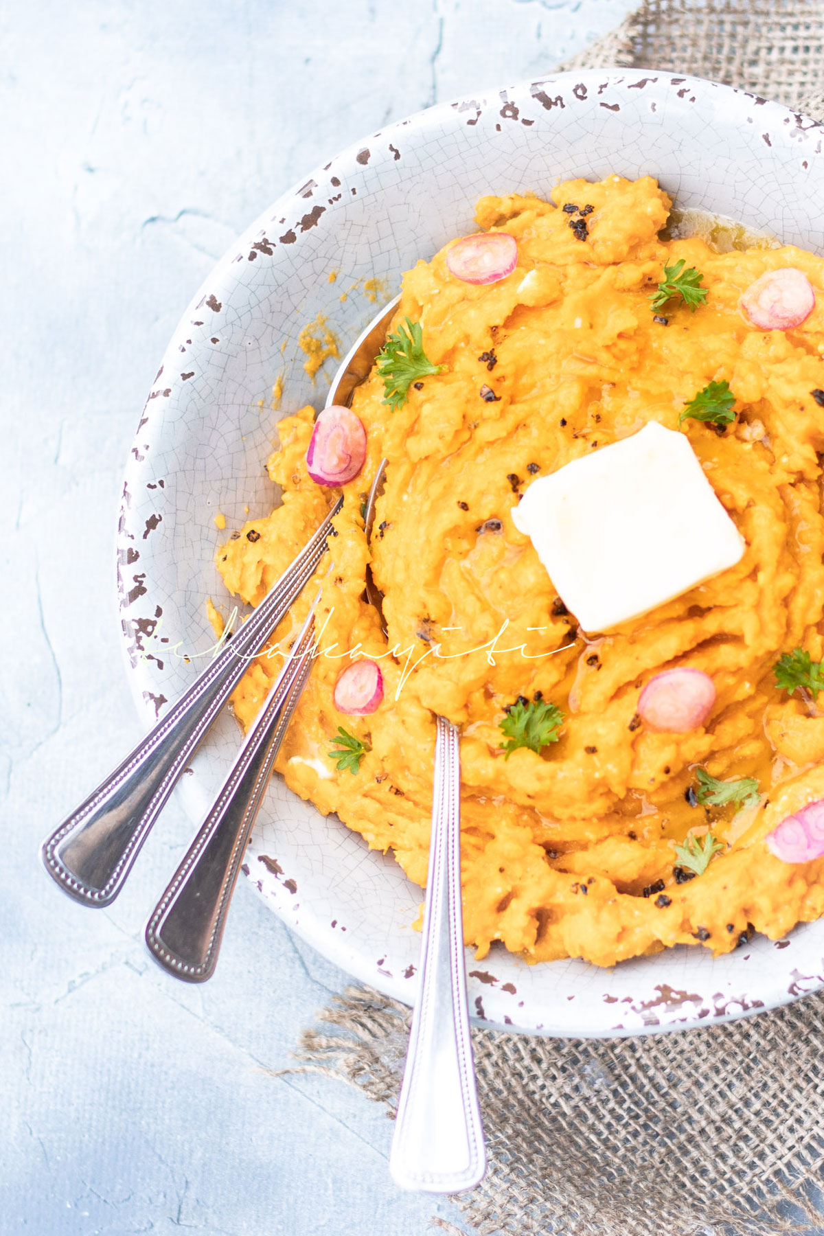 This mash pumpkin puree is cheesy and flavorful. It is so easy to make. | Tchakayiti