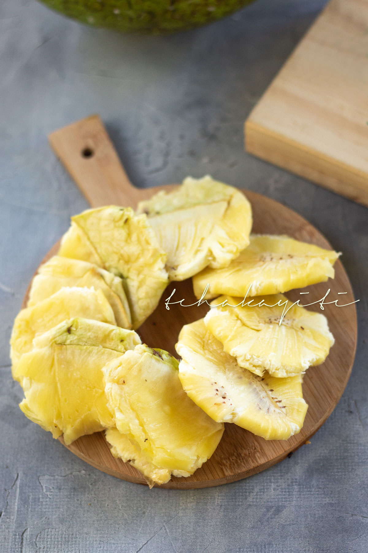 These pressed veritab aka breadfruit tostones make a great snack, appetizer or side dish. Eat them with a spicy slaw, or simply with salt sprinkled on top. | tchakayiti.com