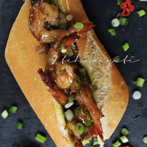 You'll love this spicy grilled shrimp sandwich with caramelized bacon and a spicy rum glaze. | thcakayiti.com