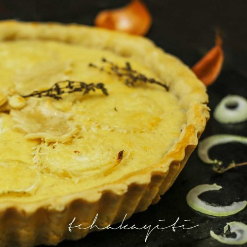 A delicious traditional Haitian onion pie for every single onion lover out there. | tchakayiti.com