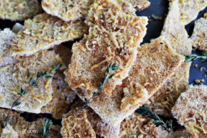 Cassava chips are an easy gluten-free snack you will love. | tchakayiti.com