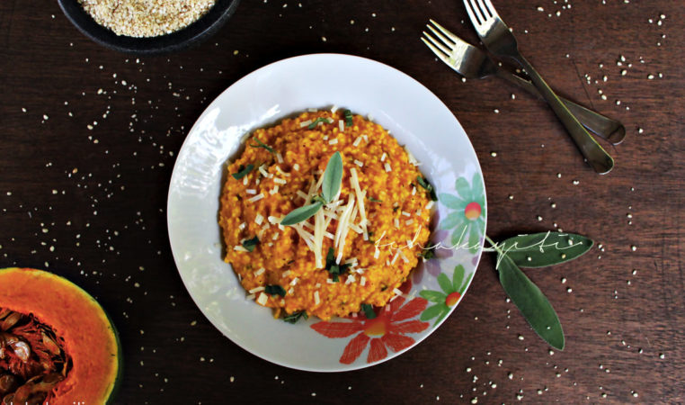This risotto stlye pumpkin giraumon millet is easy to make and brings those grains to another level. Grab the recipe on the blog. | tchakayiti.com
