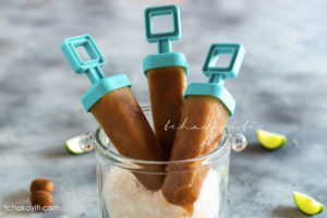 These made from scratch tamarind popsicles use the actual fruit. They're a breeze to make and will freshen up your hot summer days. | tchakayiti.com
